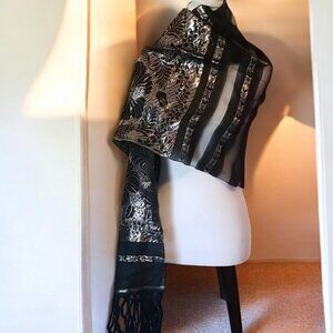 Vintage Black and Silver Metalic Scarf
